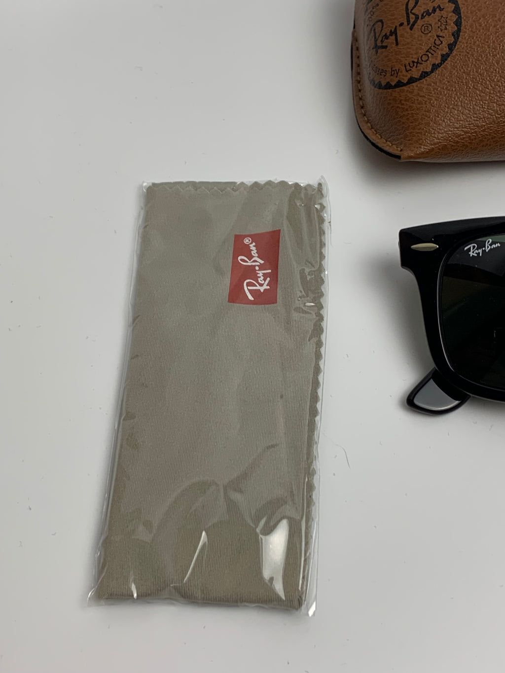 Óculos Ray-Ban Wayfarer Black RB2140 50-22