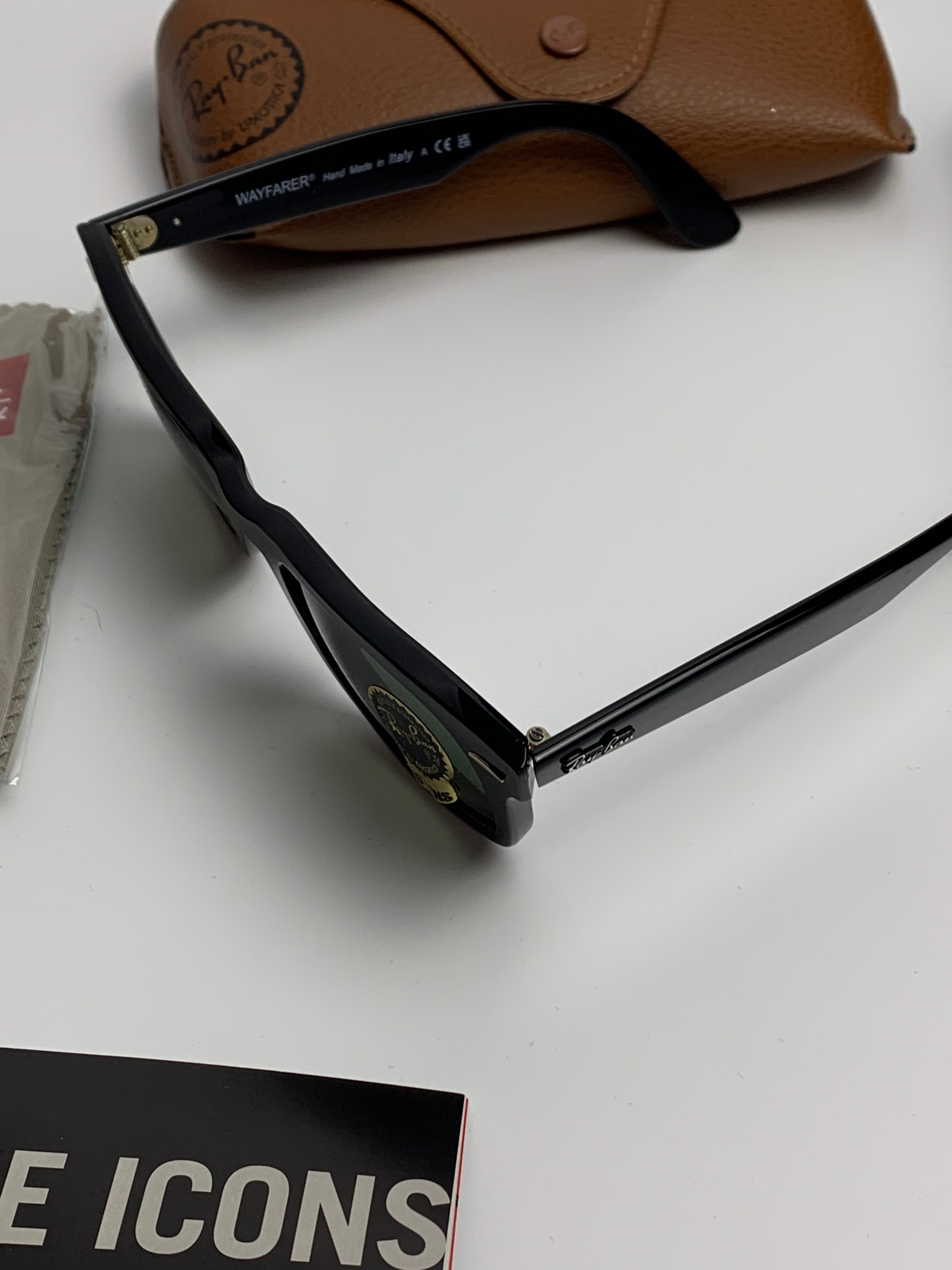 Óculos Ray-Ban Wayfarer Black RB2140 50-22